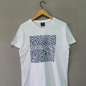 Diet Butcher Slim Skin Marlboro T Shirt Size Small Japanese Designer